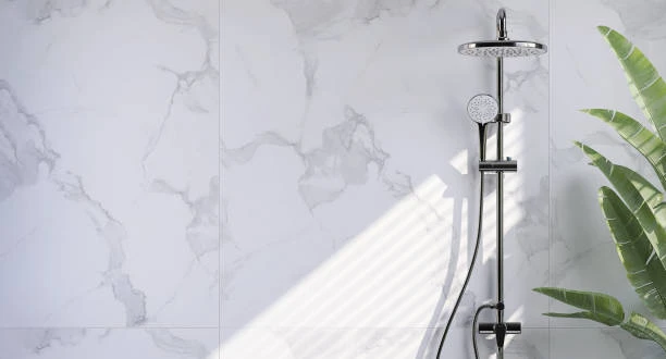 robinet de salle de bain en or rose