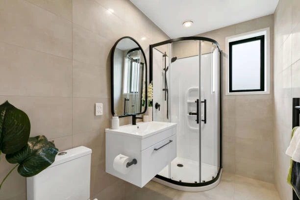 grifo de baño dorado